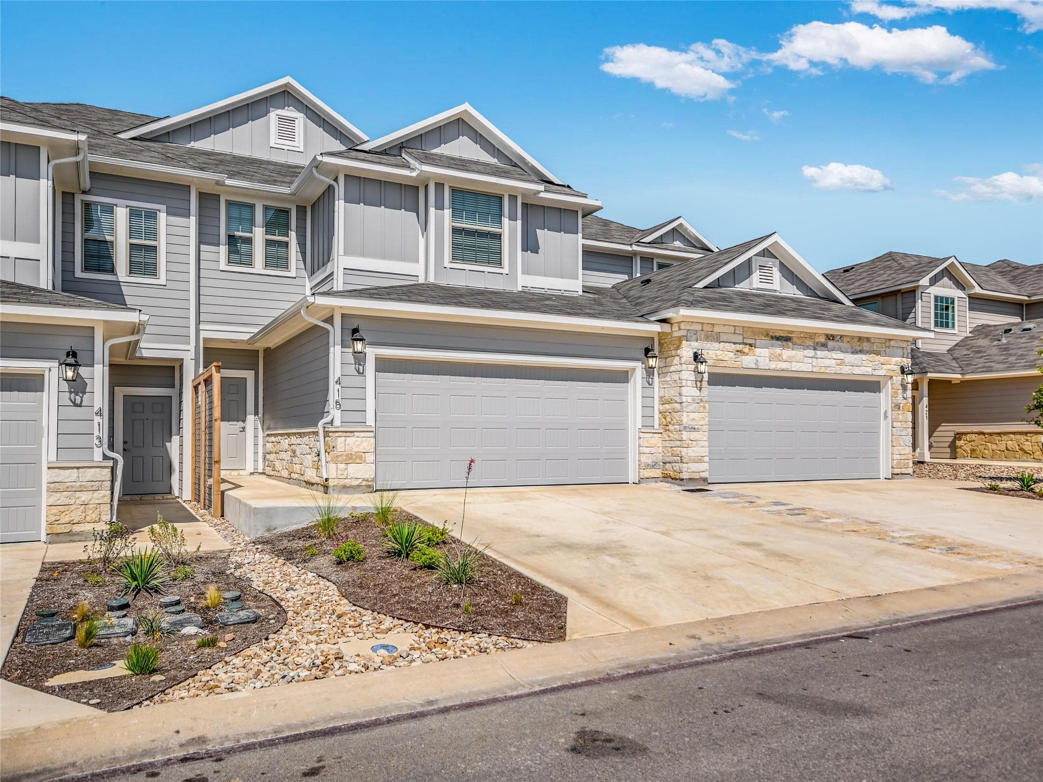415 Parkline Dr
