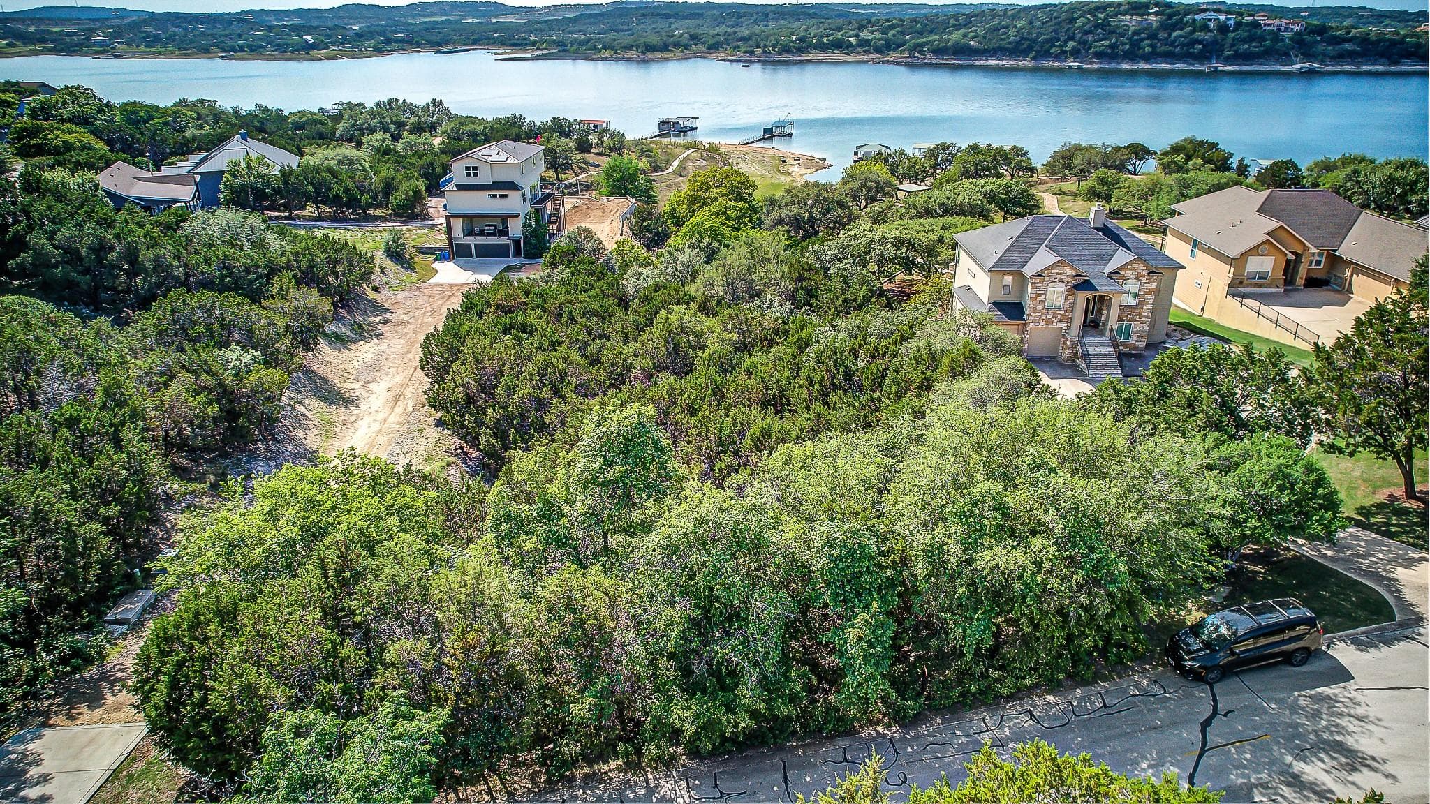 400 Lakefront Dr