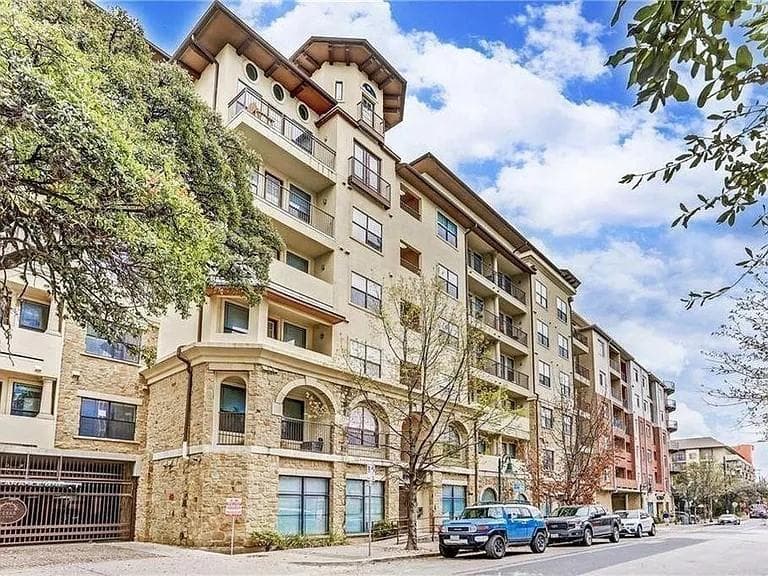 2505 San Gabriel St #605