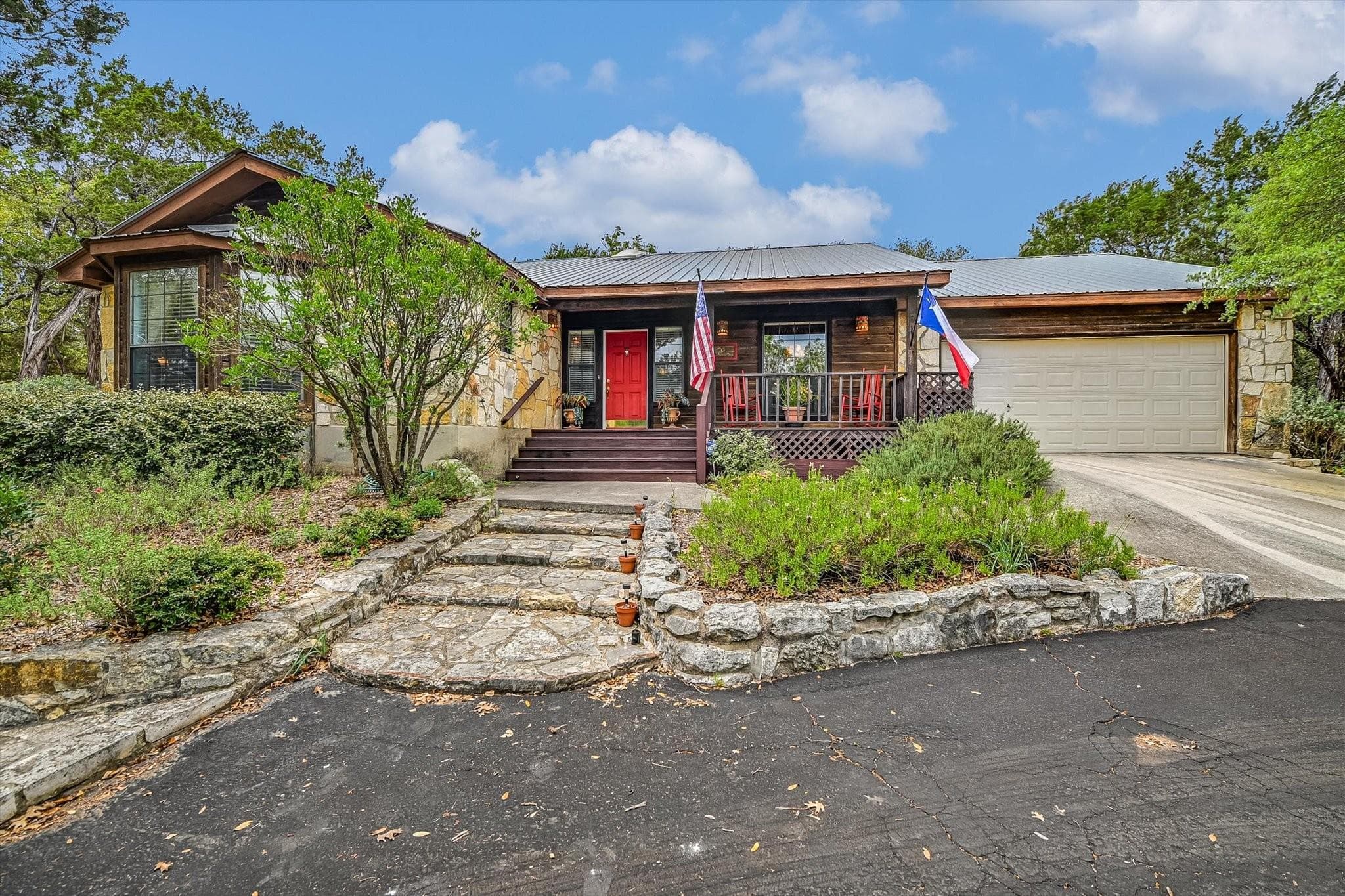 106 Freedom Dr