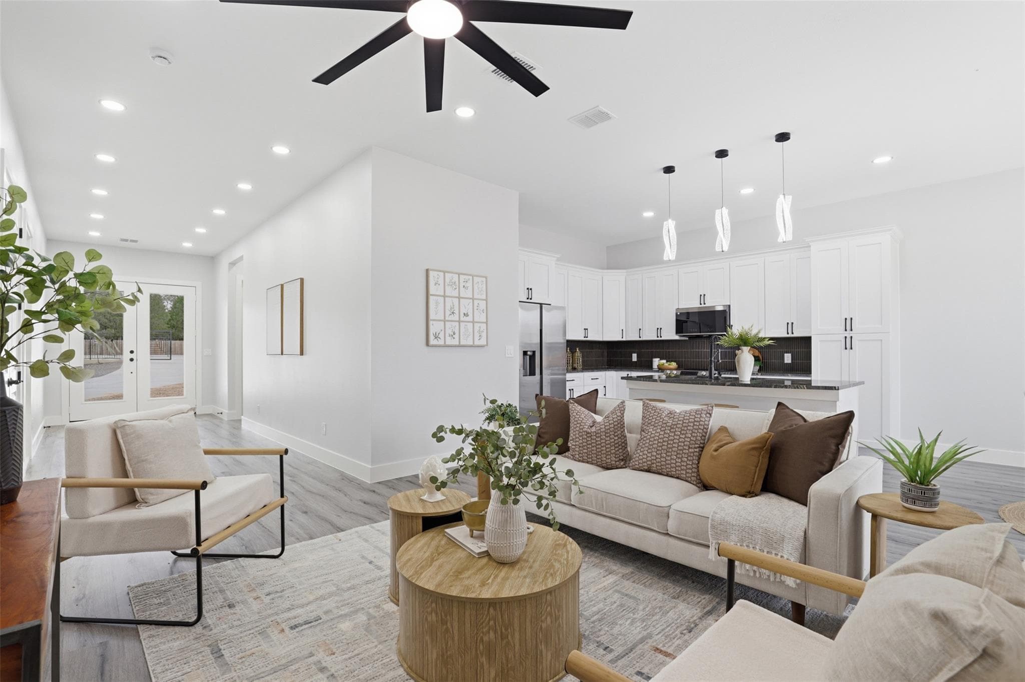113 Los Robles Rd