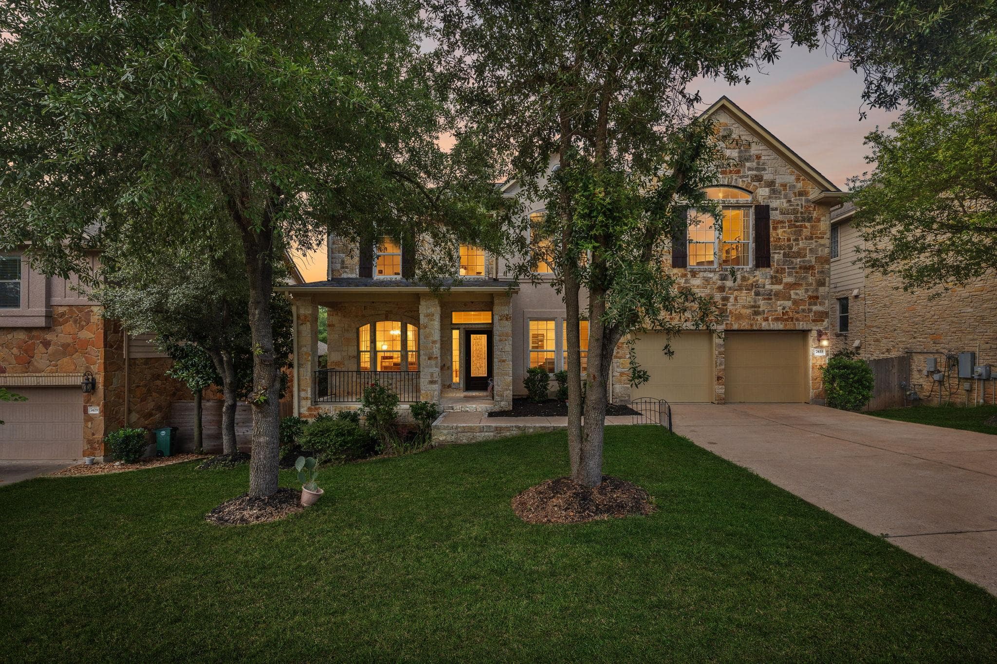 7433 Bonniebrook Dr