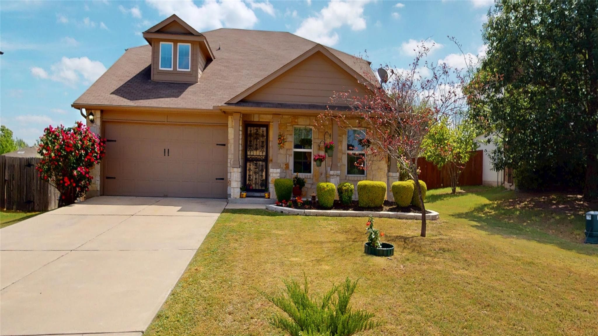 209 Frio River Trl