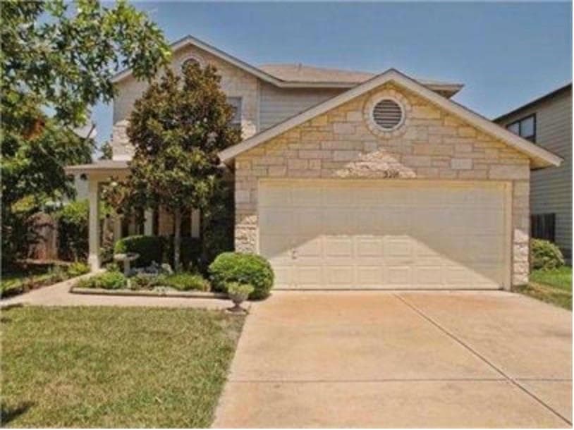 2209 Georgian Dr