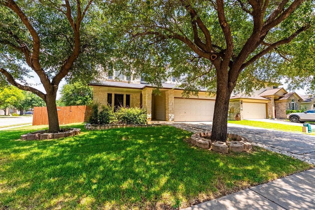 1016 Tom Seaver Pl
