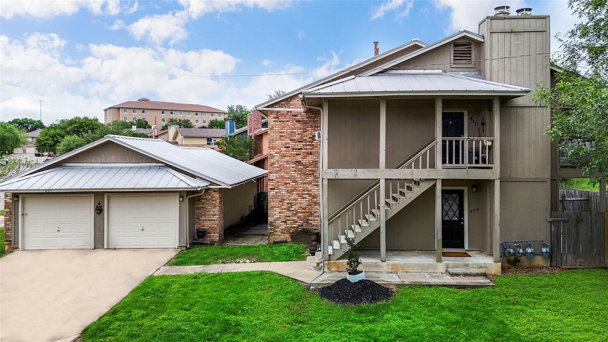 409 Rawhide Loop