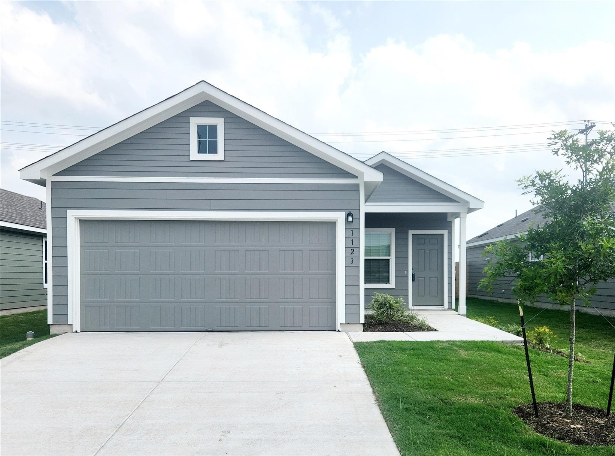1123 Catfish Ln