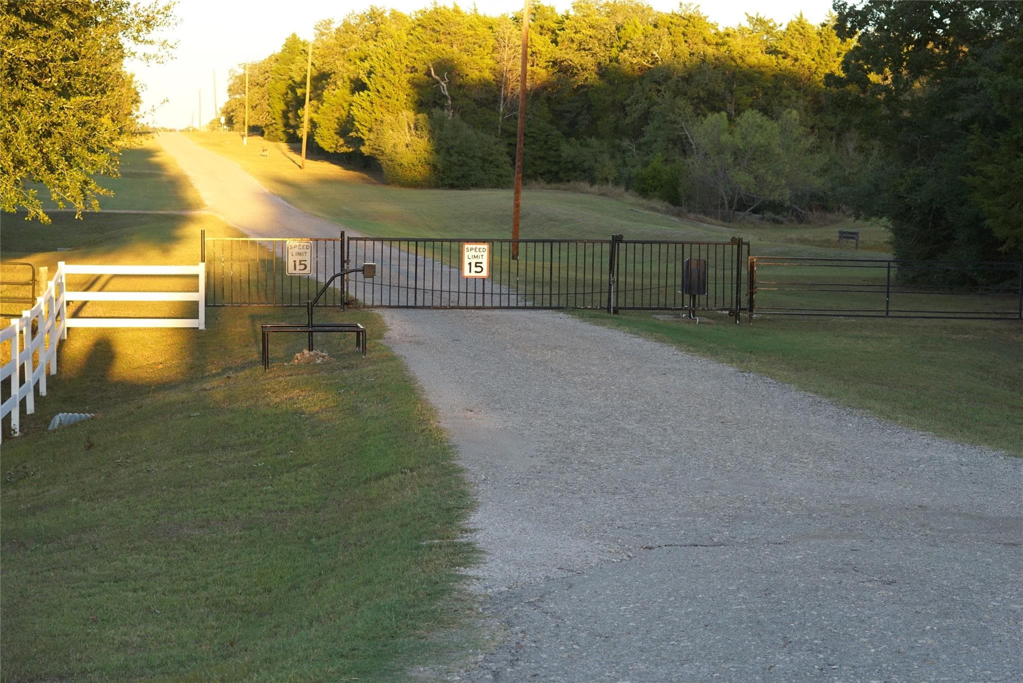 1135 Private Road 7039 None
