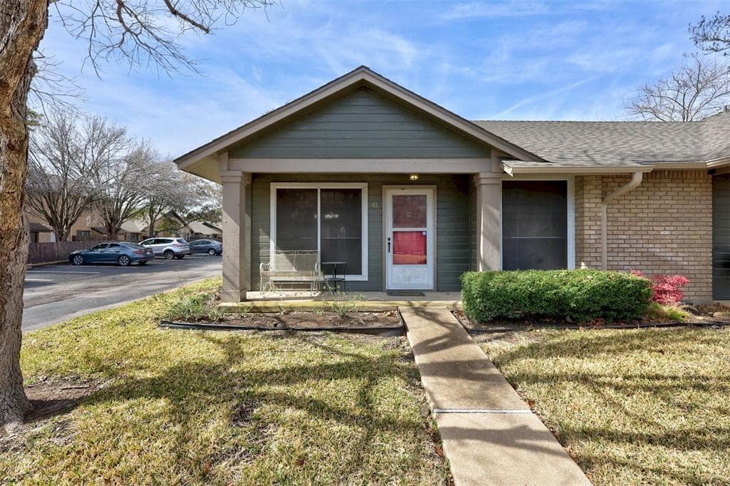 1015 E Yager Ln #41