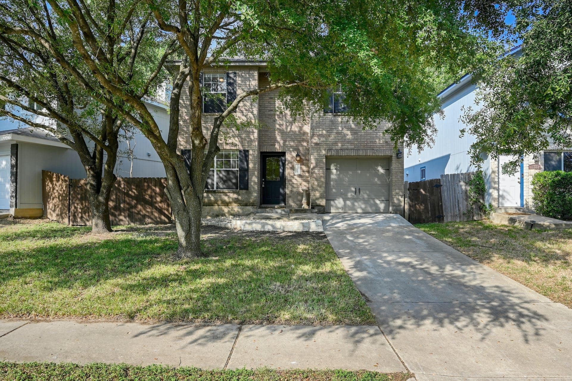 1531 Parkfield Cir