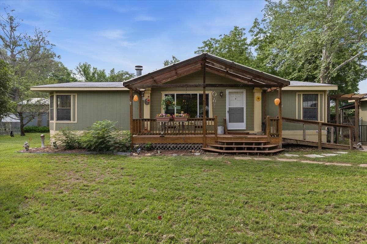 3122 River Rd