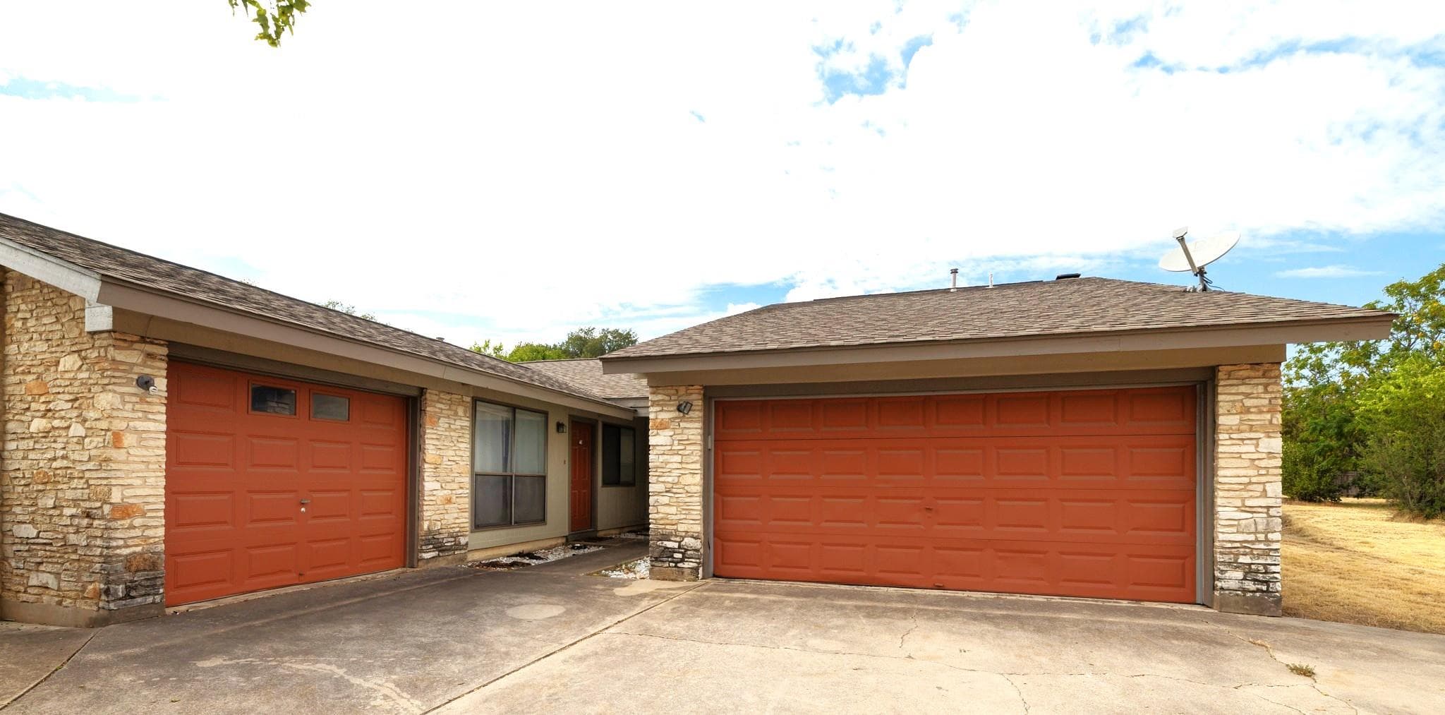1200 Leander Rd #A and B