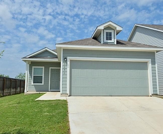 1232 Cattail Ln