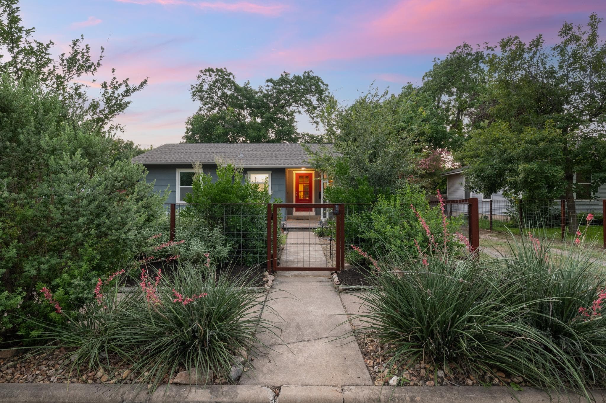 5802 Chesterfield Ave