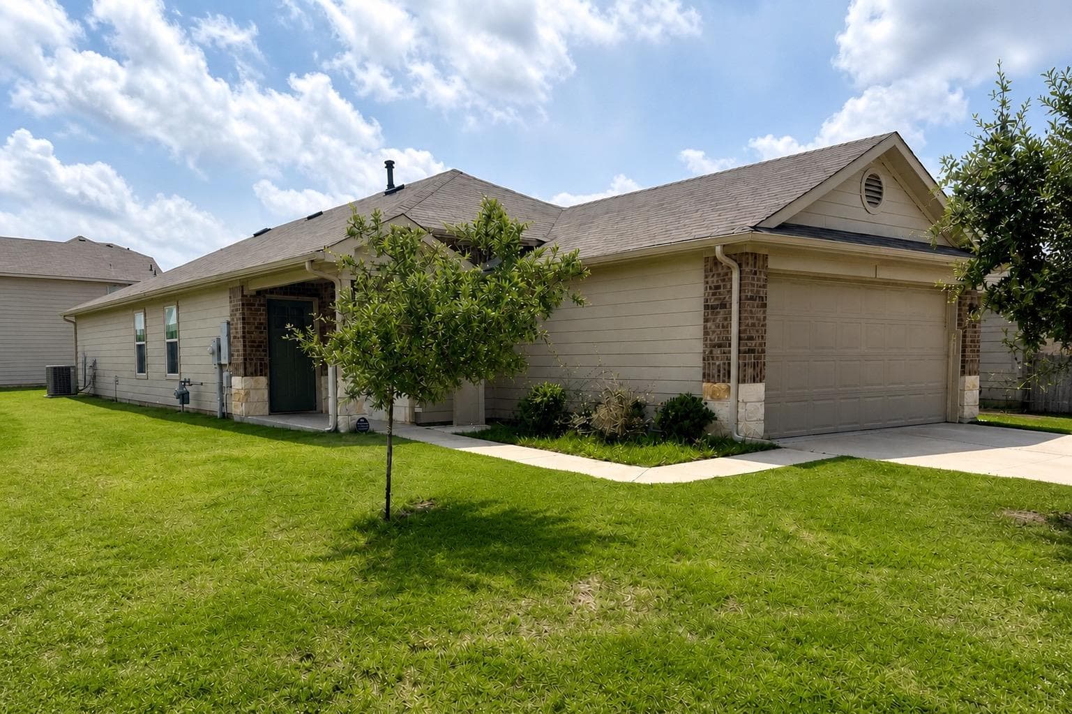 13800 Levy Ln