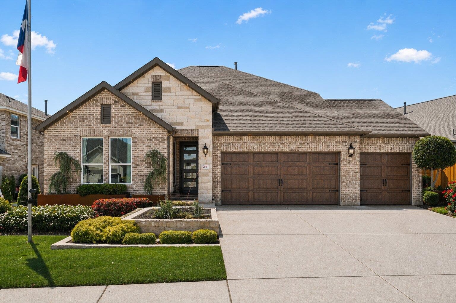 204 Barton Oak Trl