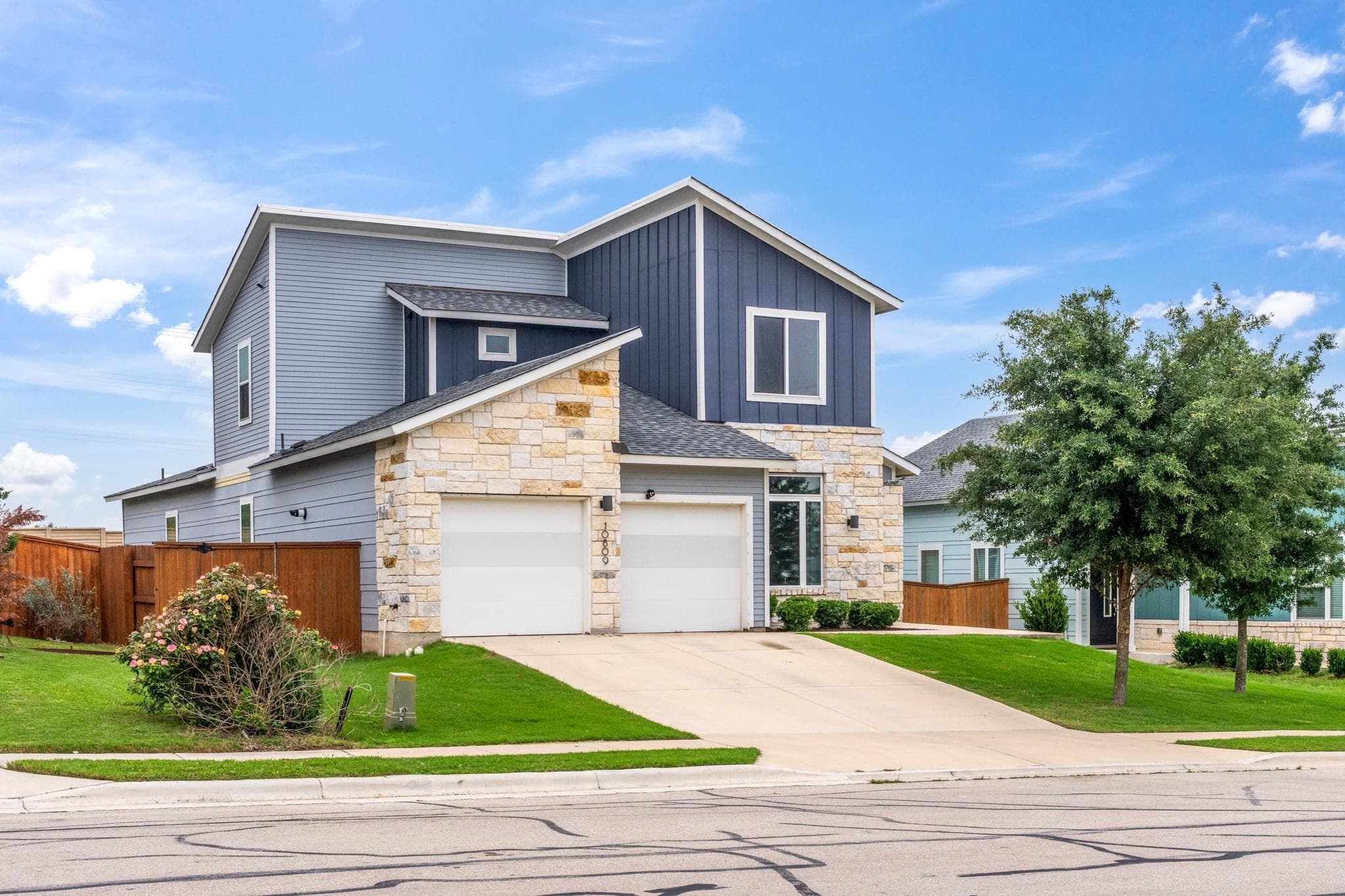 10809 Charger Way