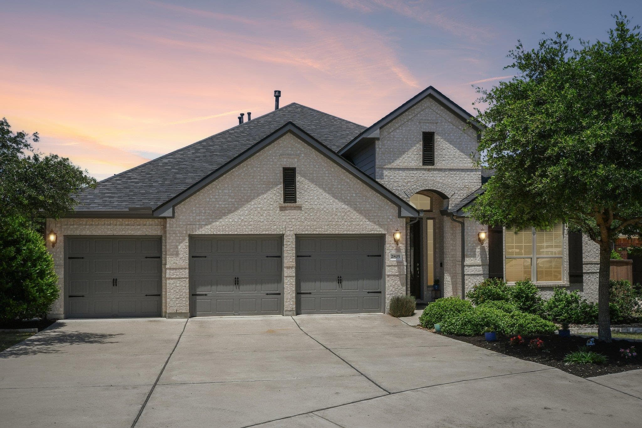 2805 Mossy Springs Dr