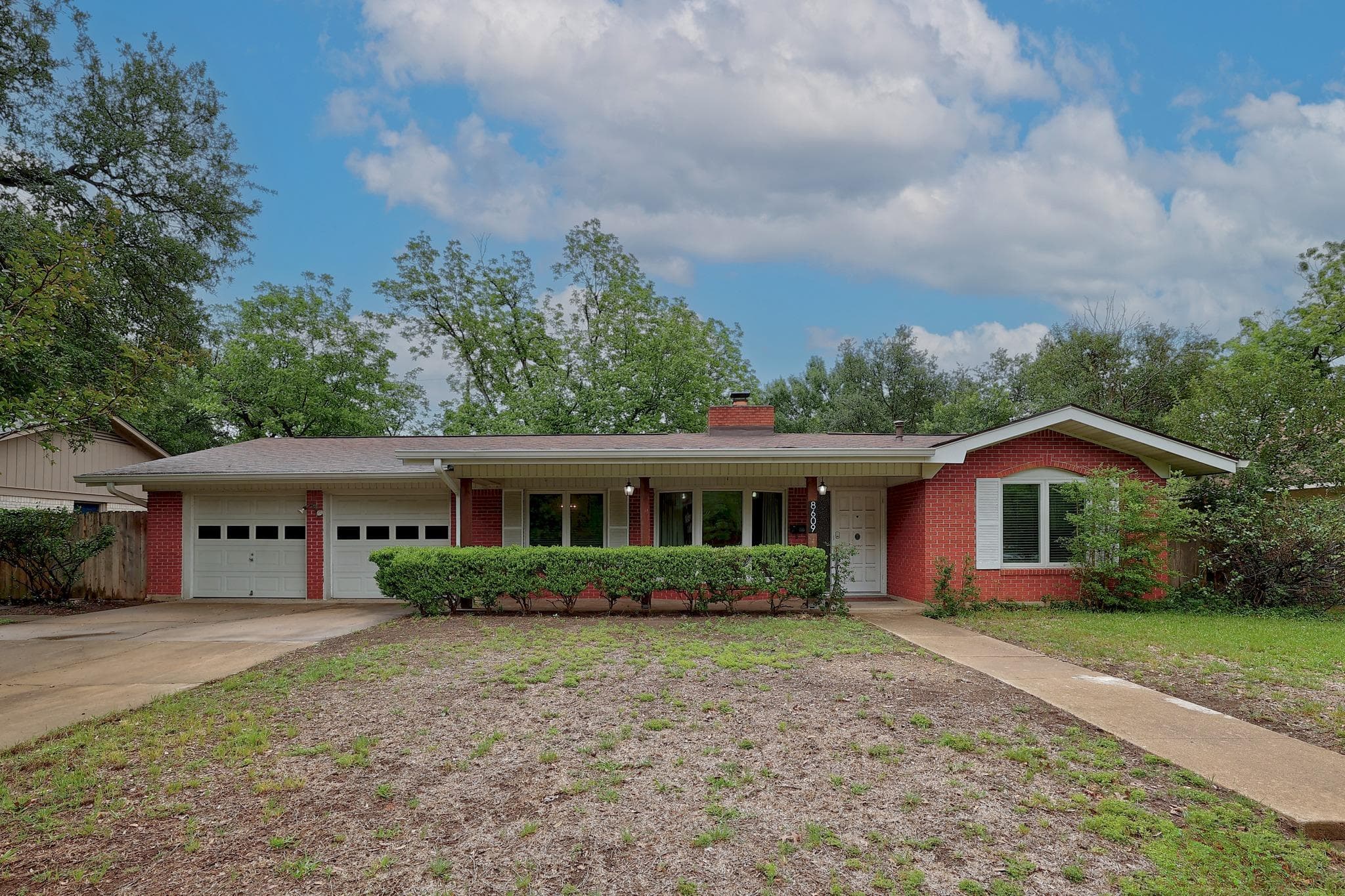 8609 Melshire Dr