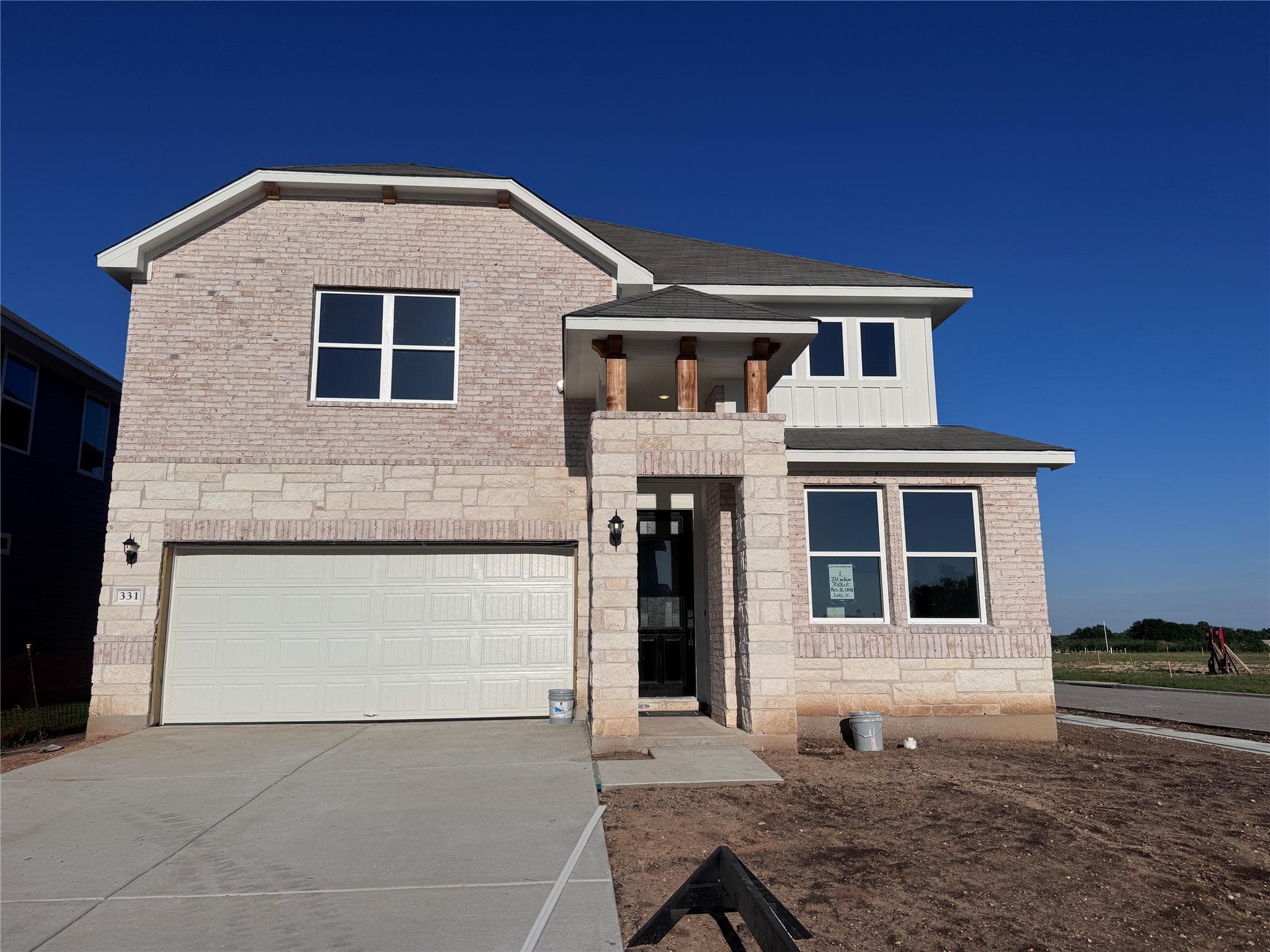 331 Willow Heights Dr