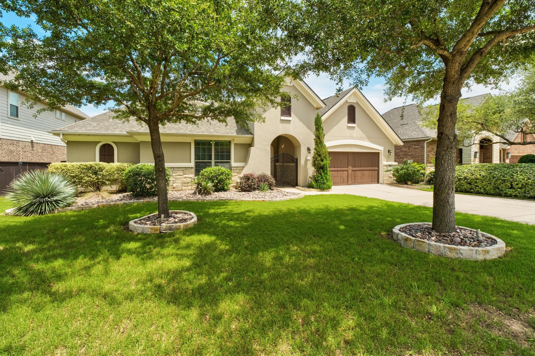 2308 Champions Corner Dr