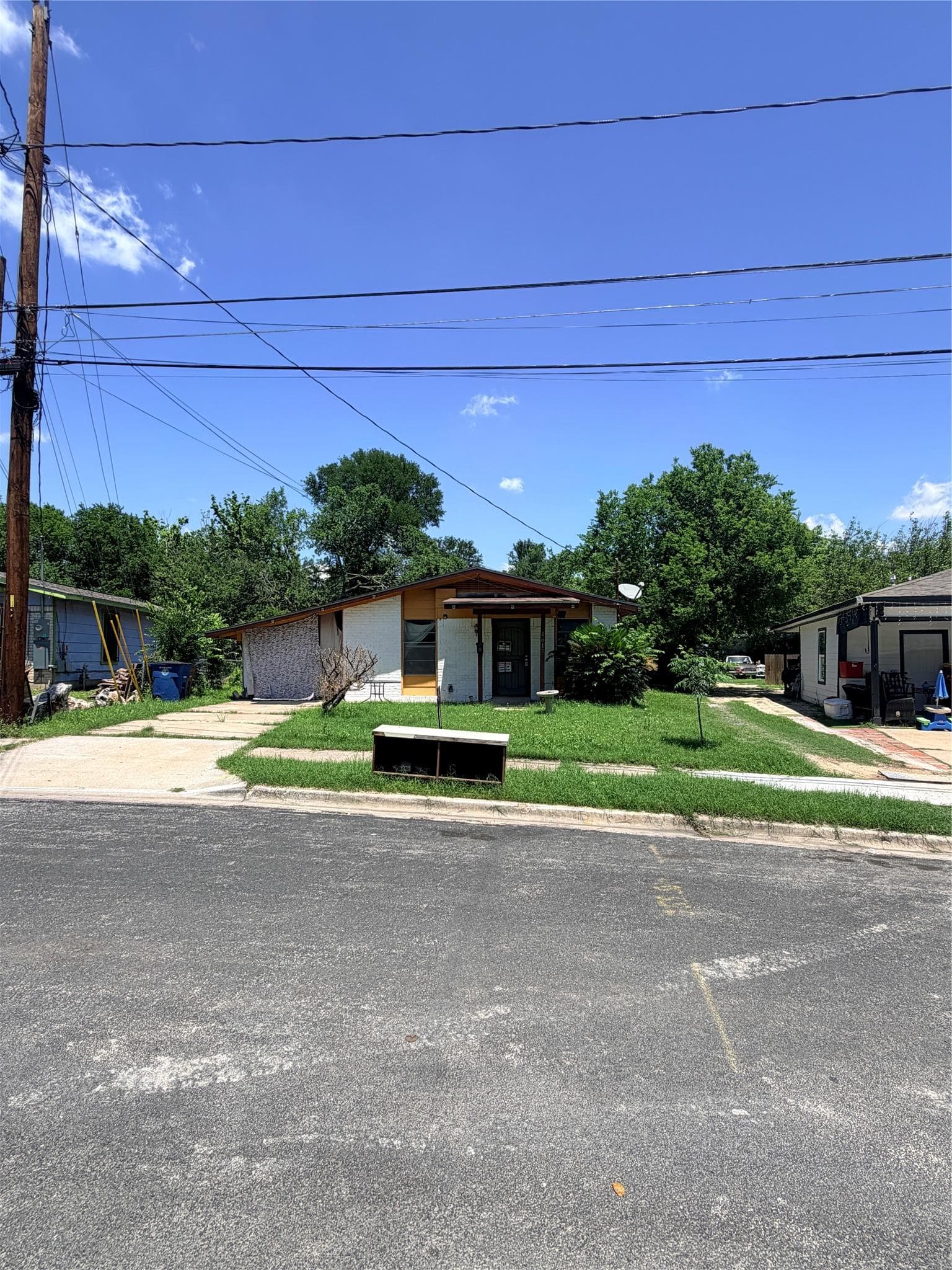 1617 Berene Ave