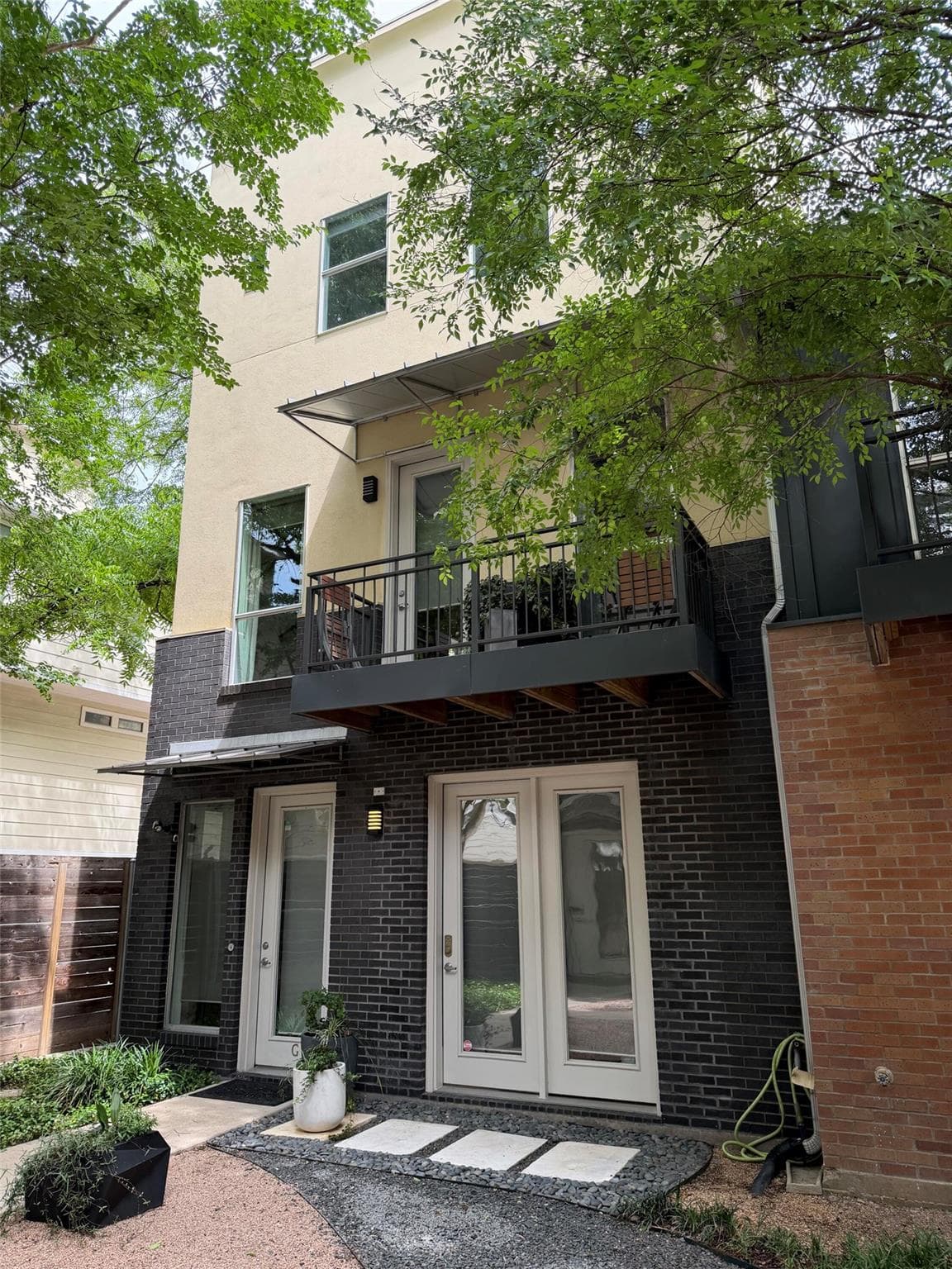 1205 Kinney Ave #1205G