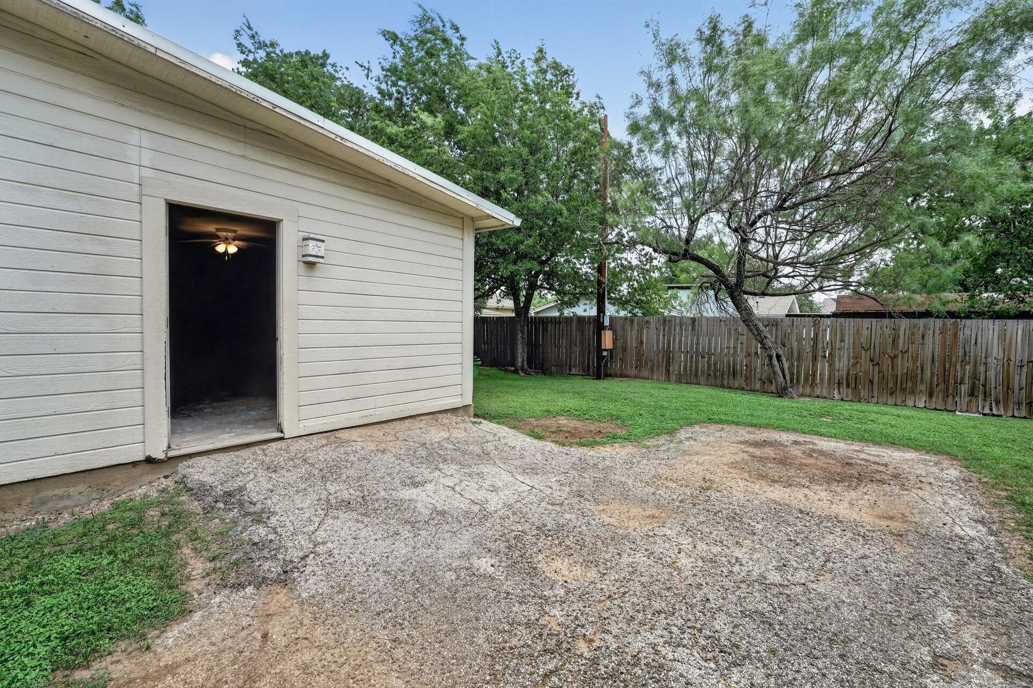 629 Birch Ln