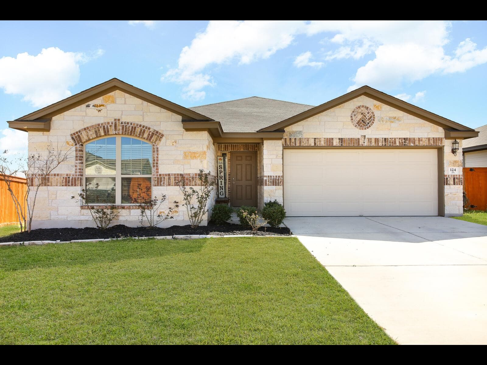 124 Gray Wolf Dr