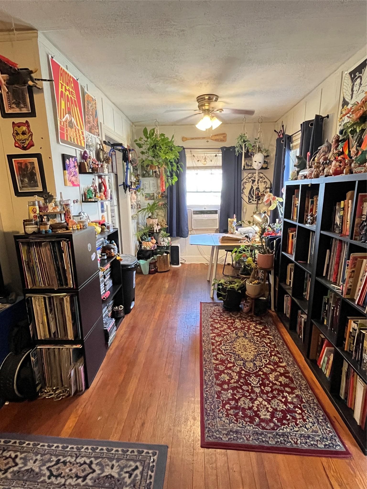 416 W 32nd St