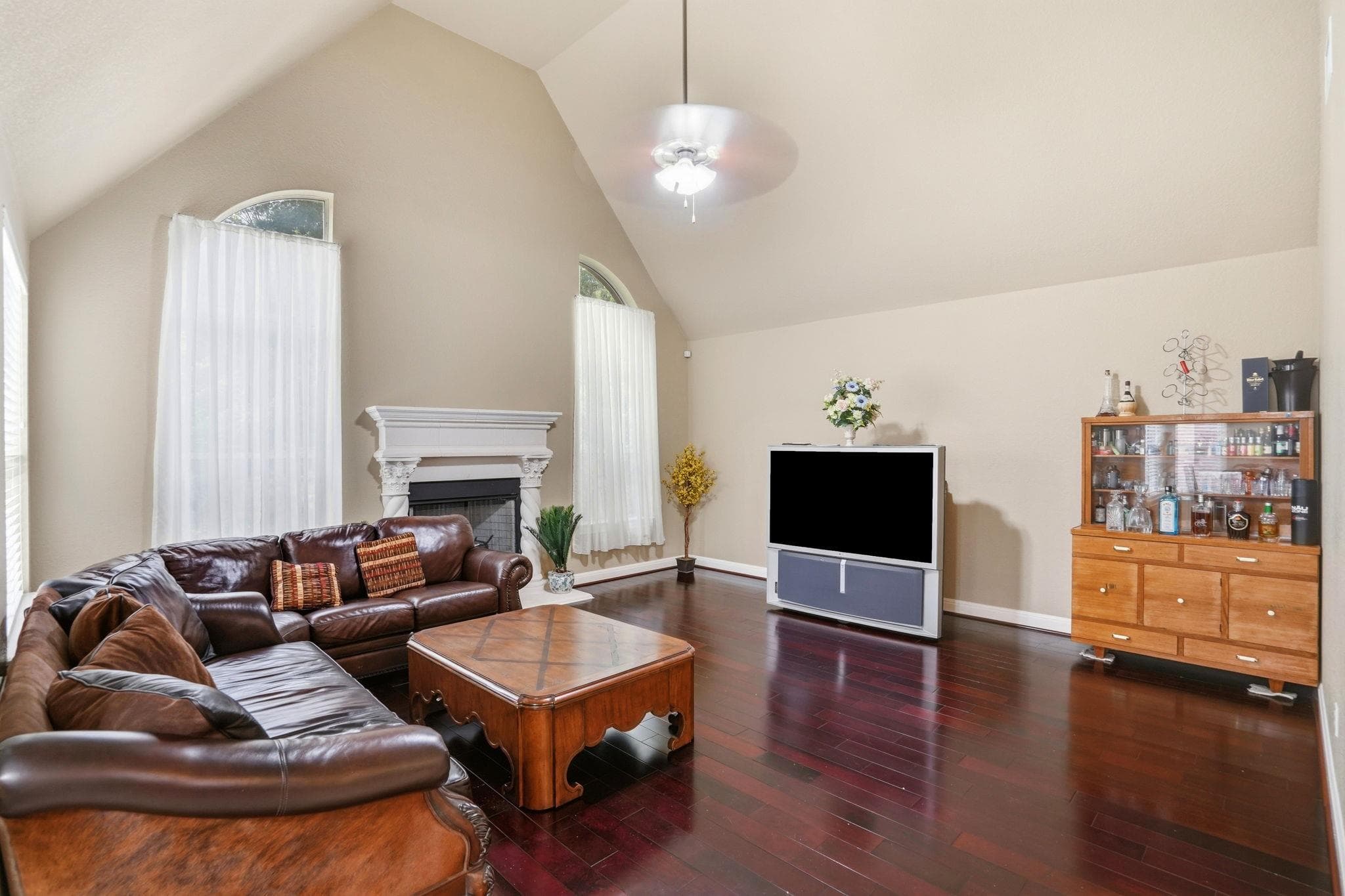 222 Vailco Ln