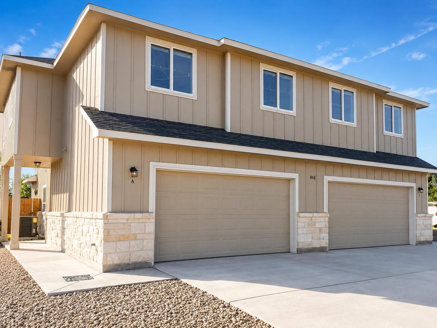 105 Liberty Place Cv