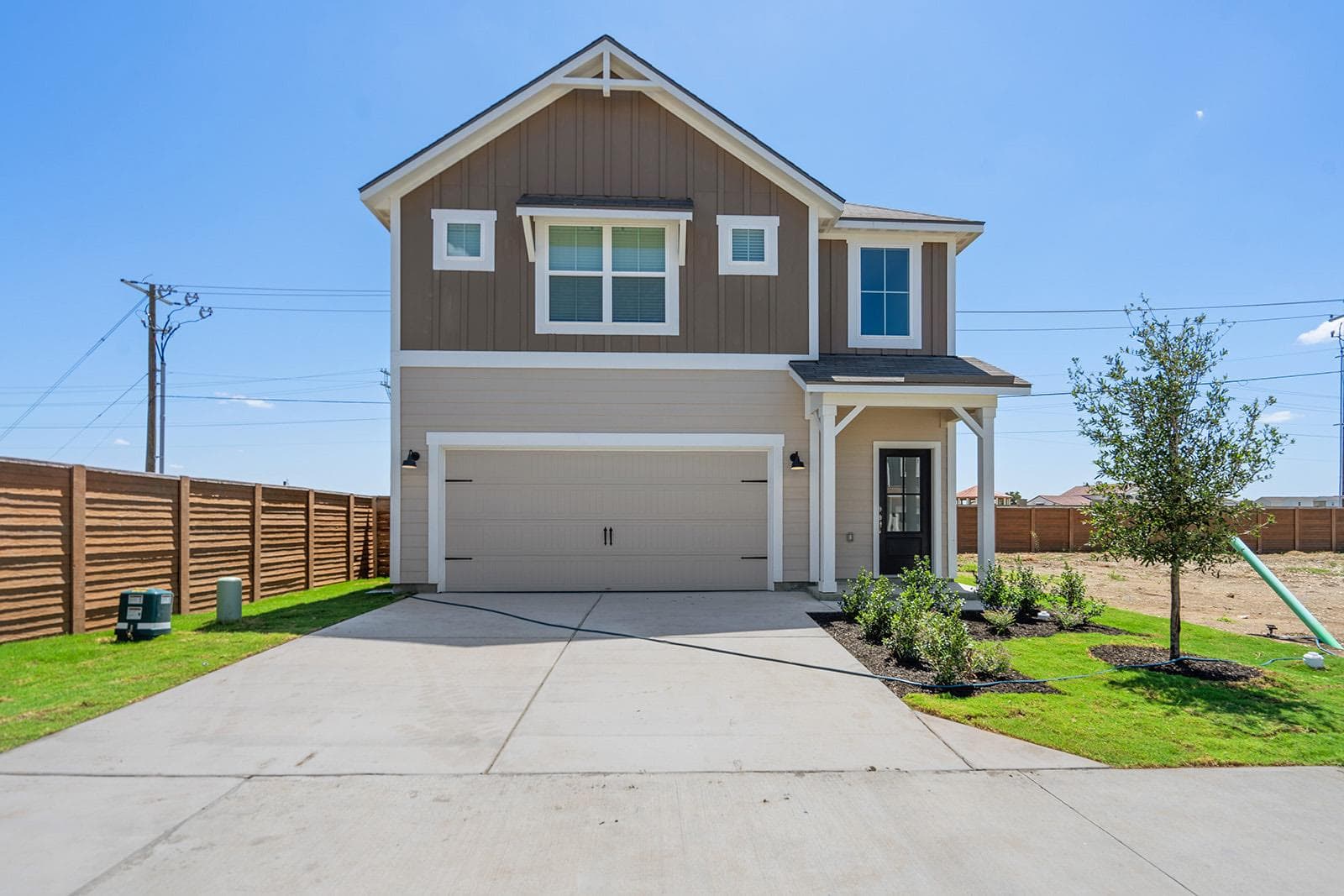 128 Desert Hare Dr