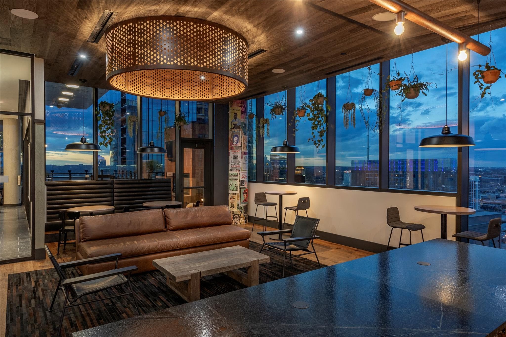 84 East Ave #2302