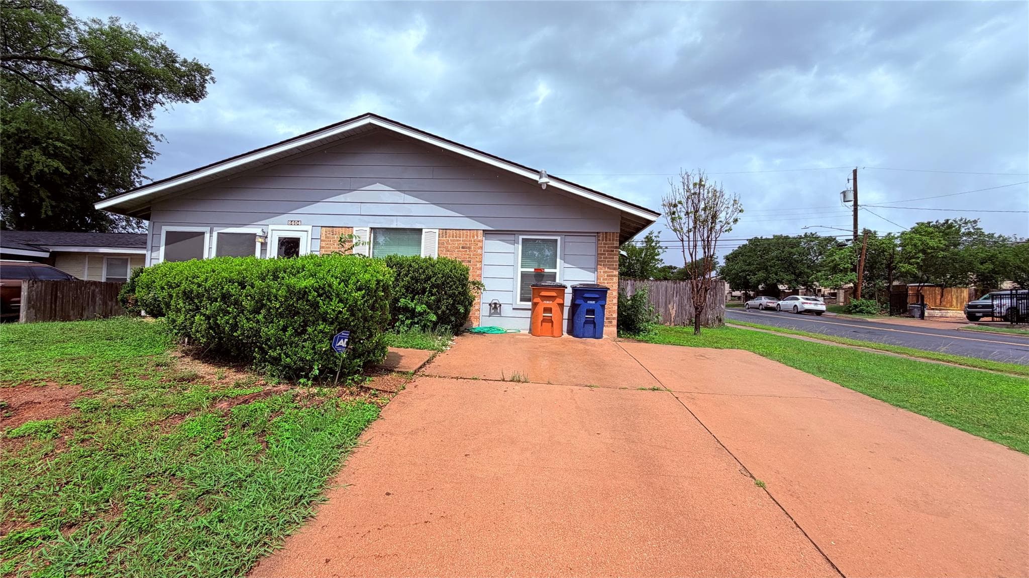 8404 Maine Dr