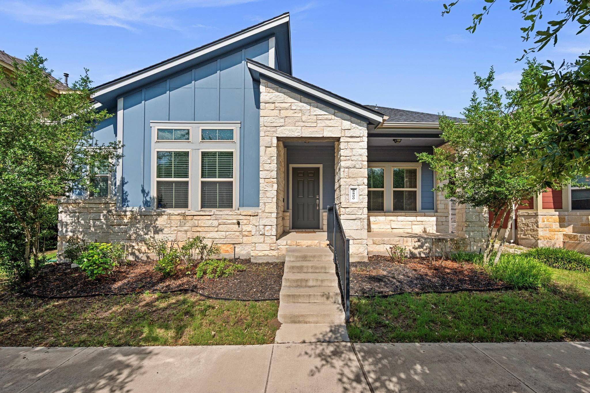 8800 Slater Dr
