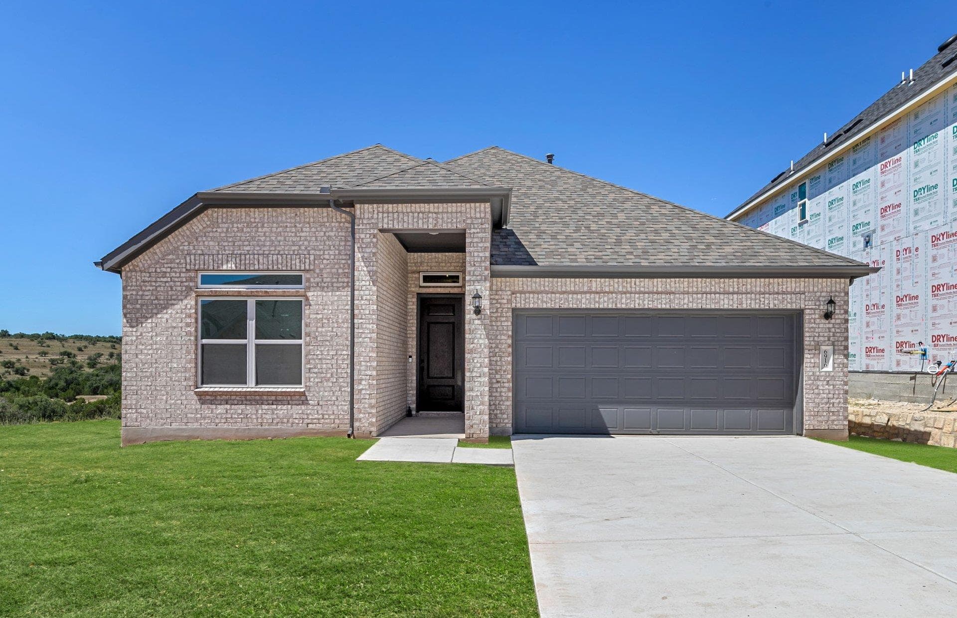 6916 Cliff Rose Dr