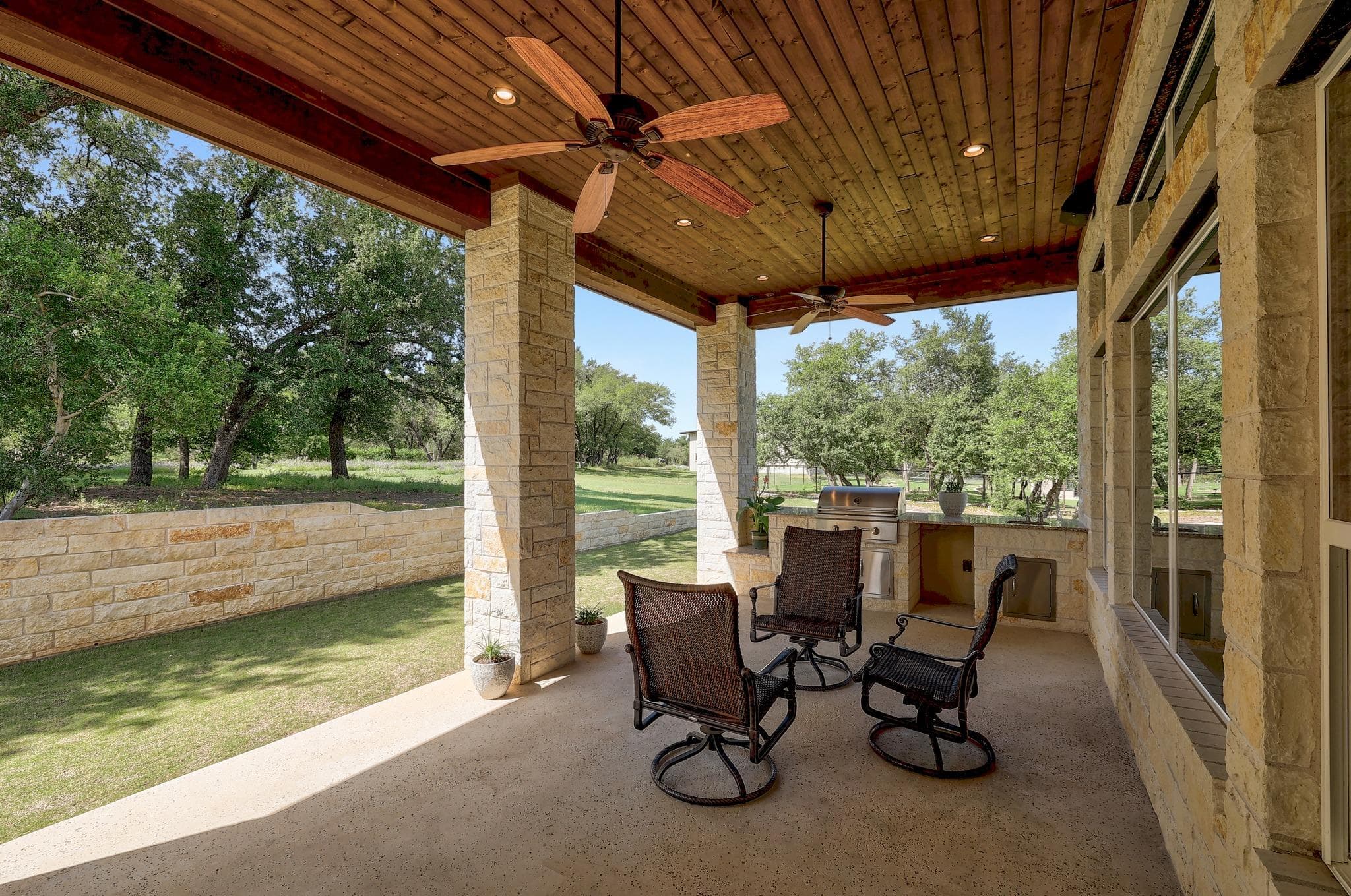 105 Arrowhead Rd