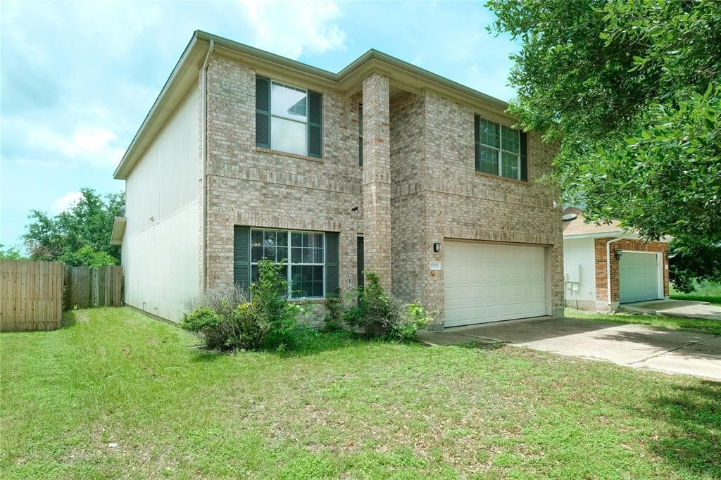 17909 Maxa Dr