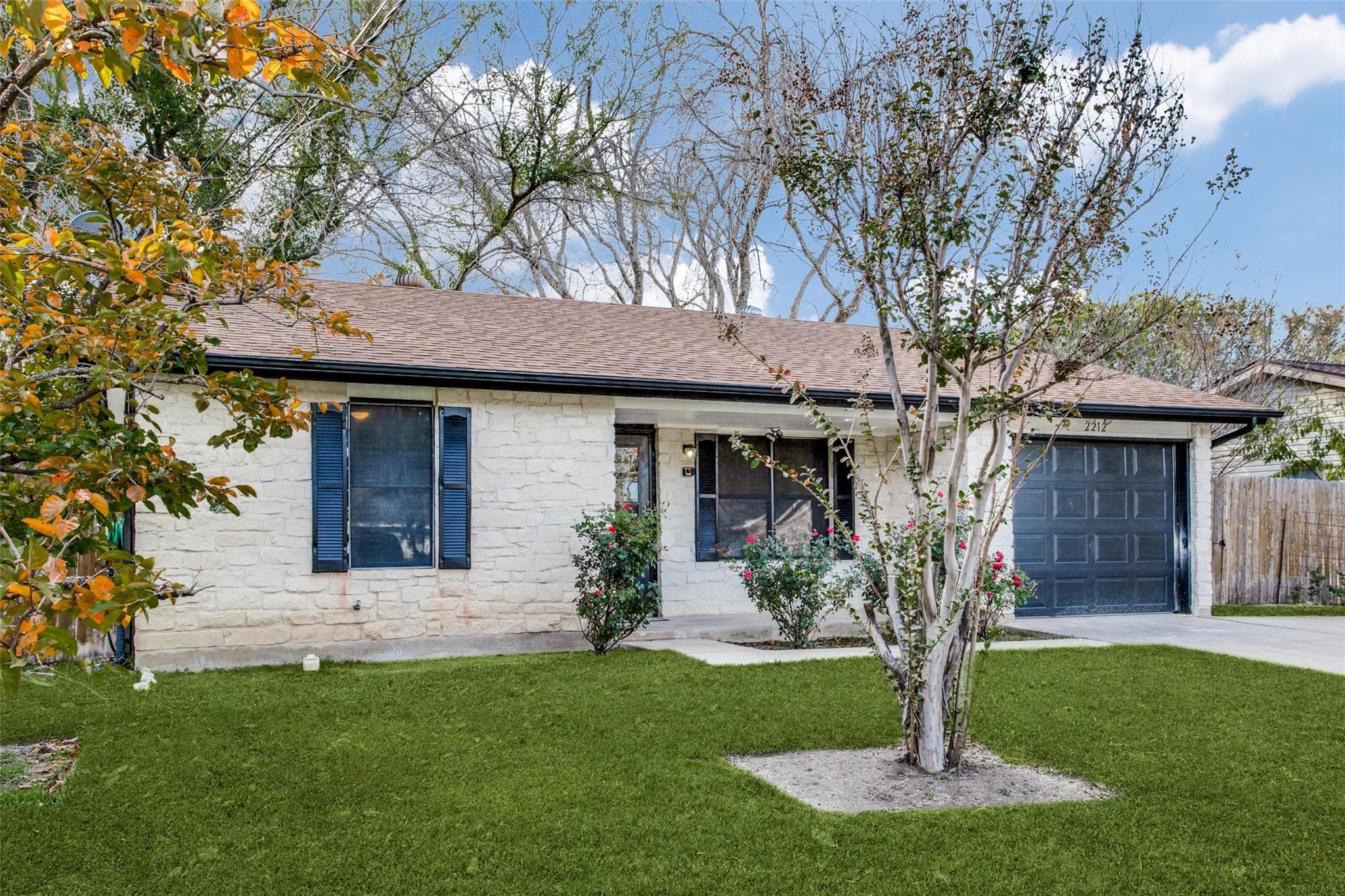 2212 Rifle Bend Dr
