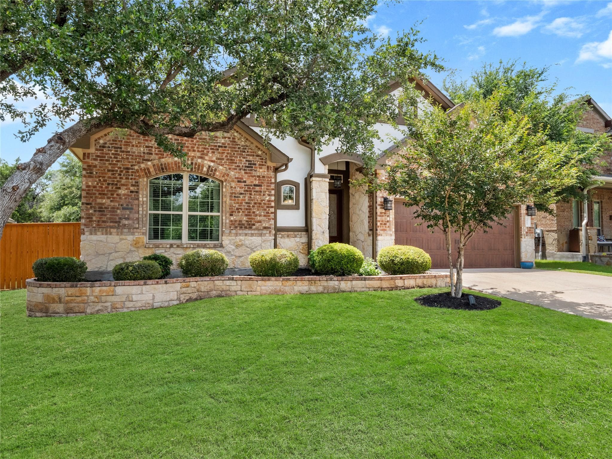 3869 Skyview Way