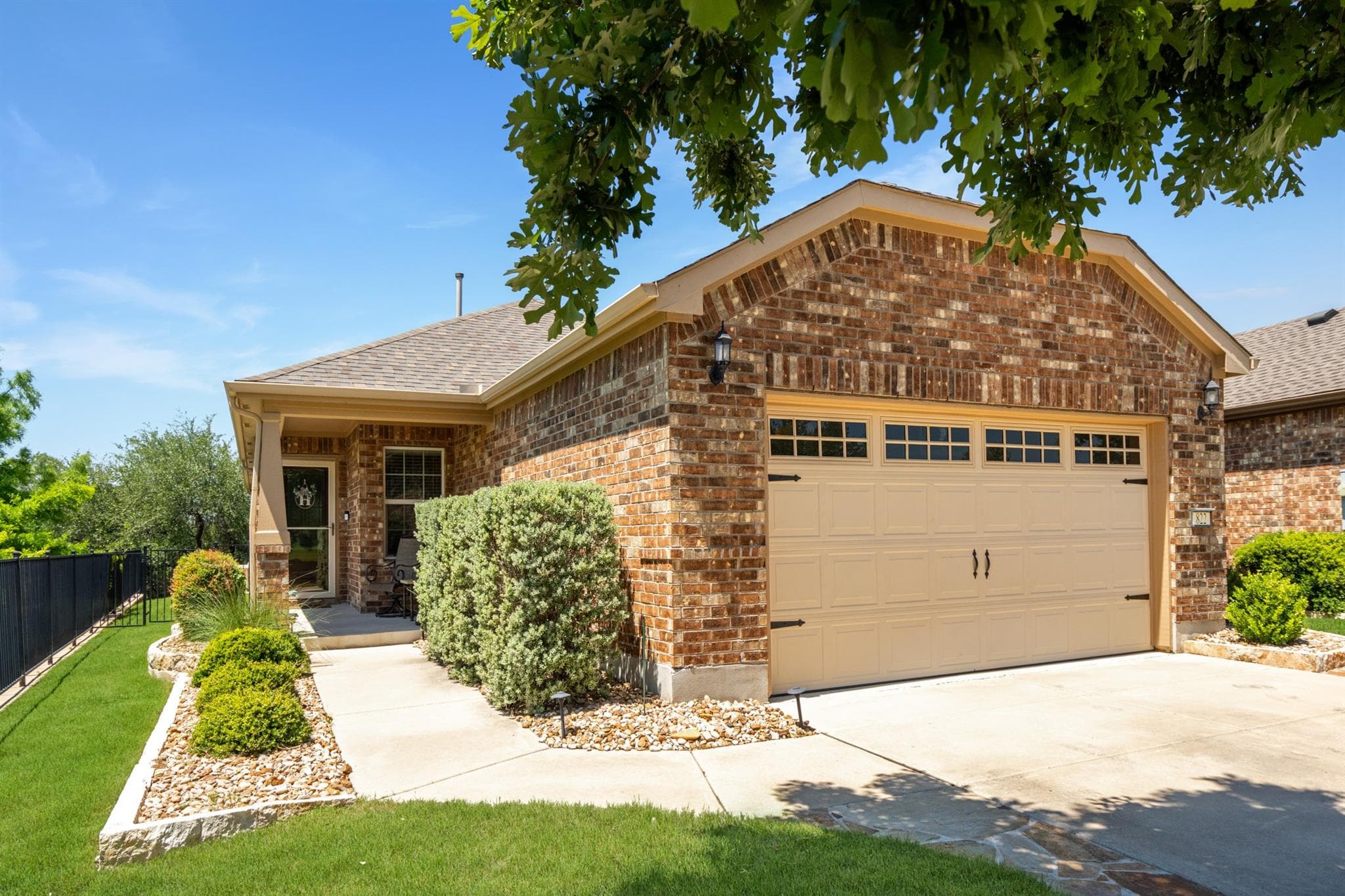 822 Hamilton Ln