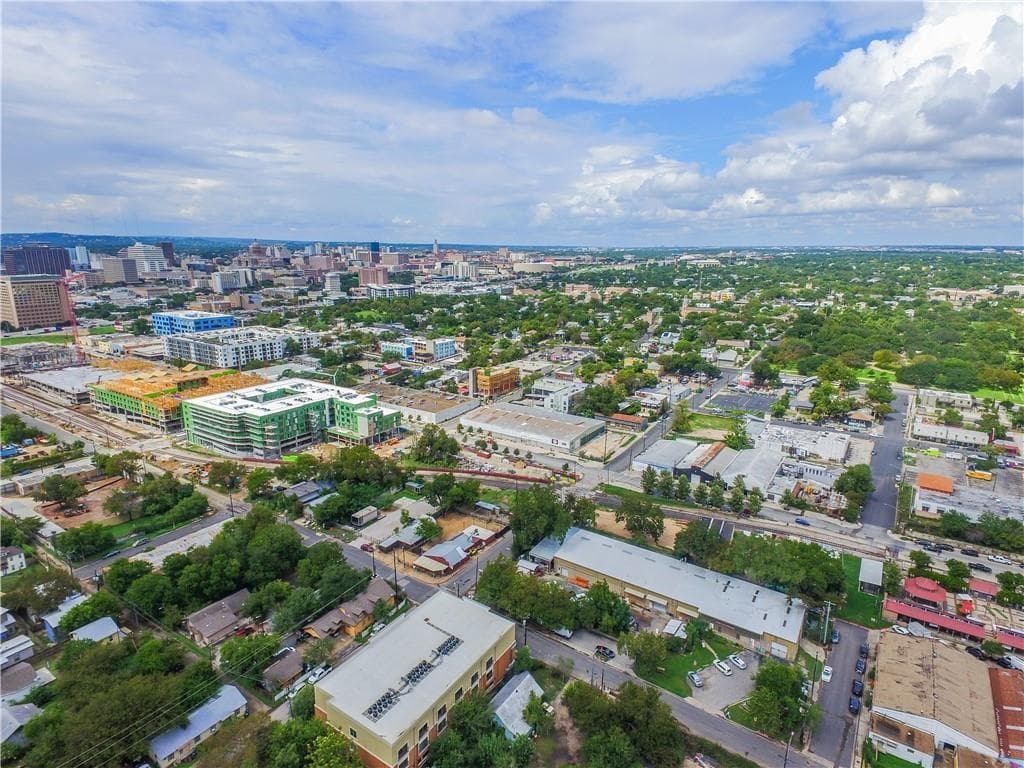 1401 E East 4th St #306