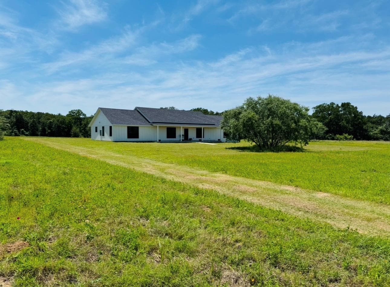 1300 Private Road 7037 None