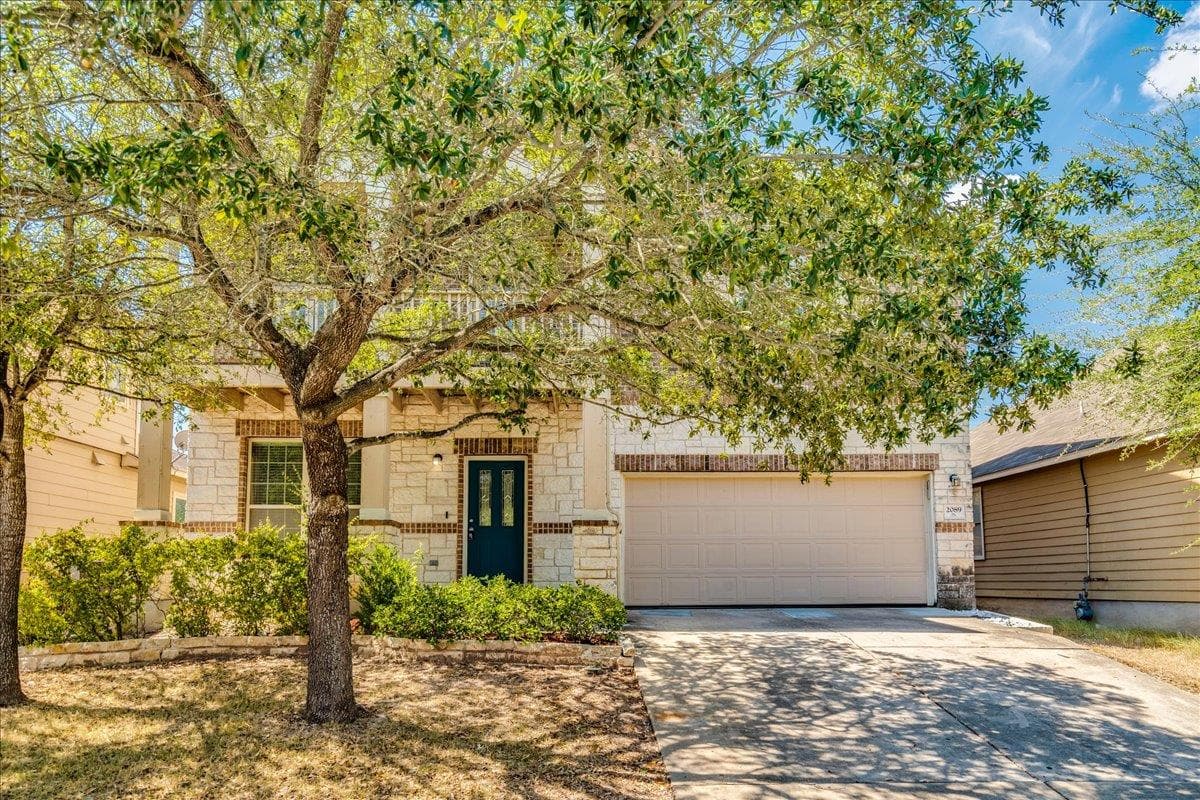 2089 Livonia Dr
