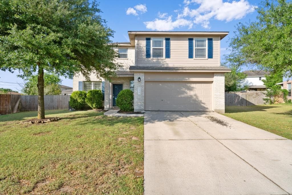 120 Brazos Ln