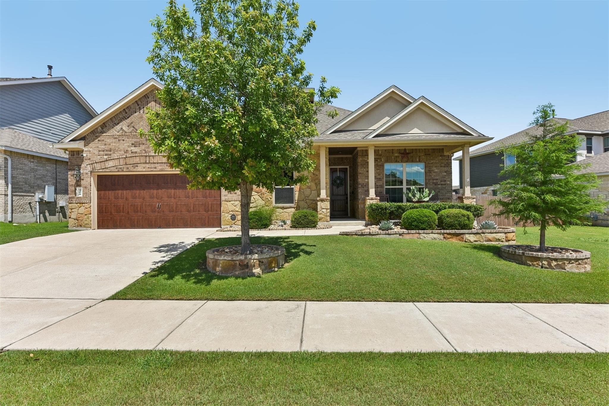 104 Skylark Ln
