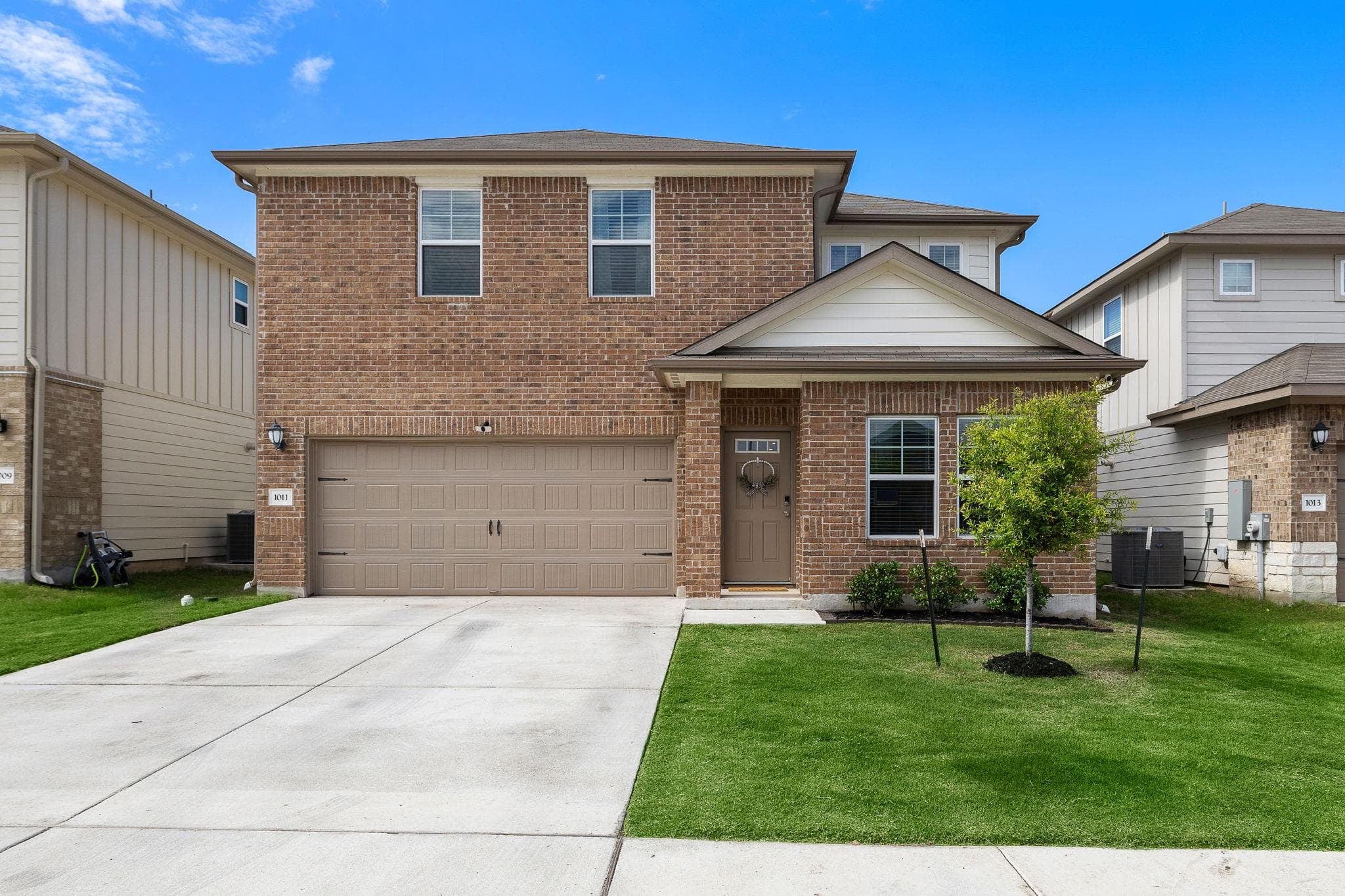 1011 Round Bale Rd