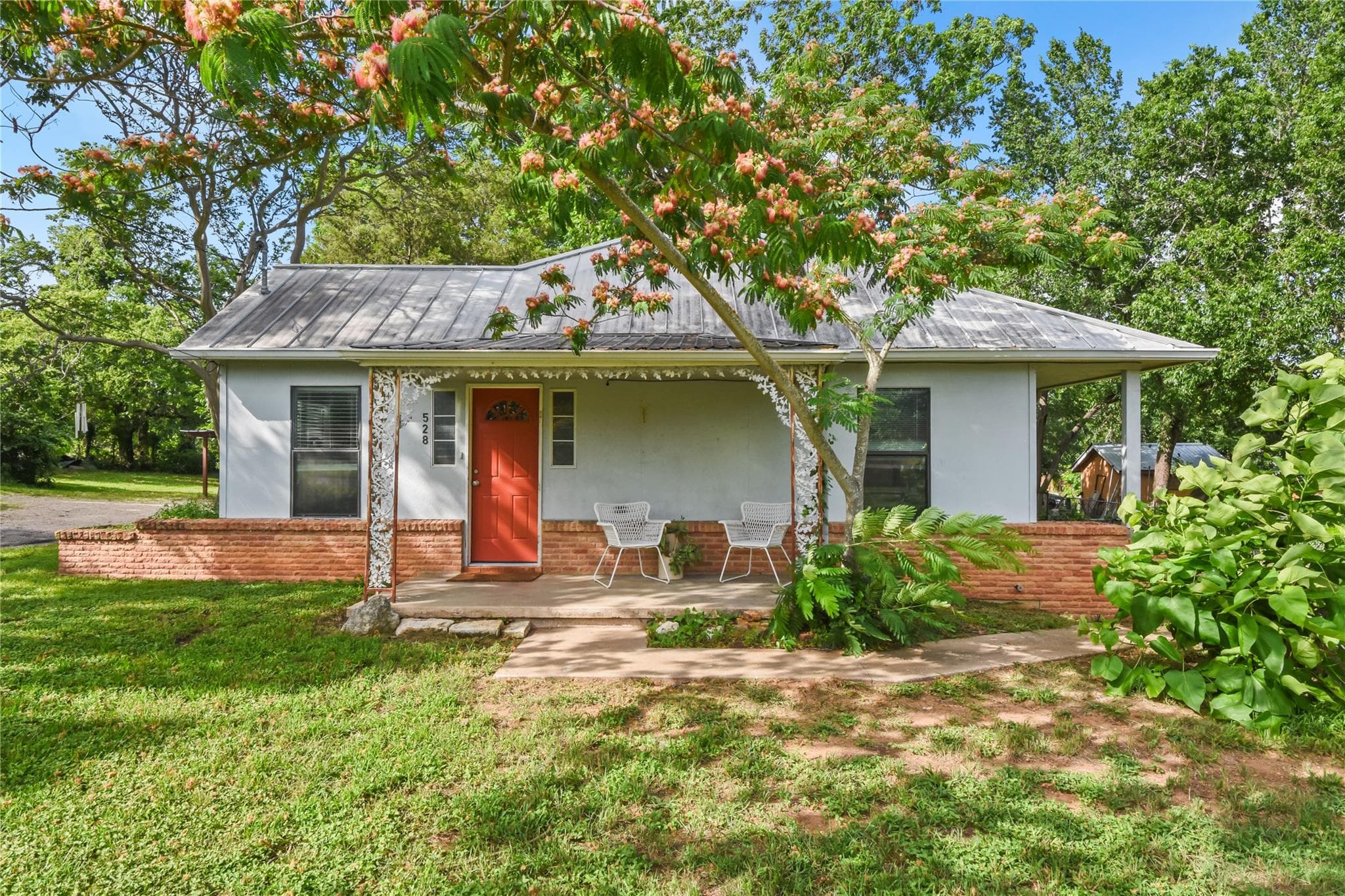 528 Old Mcdade Rd