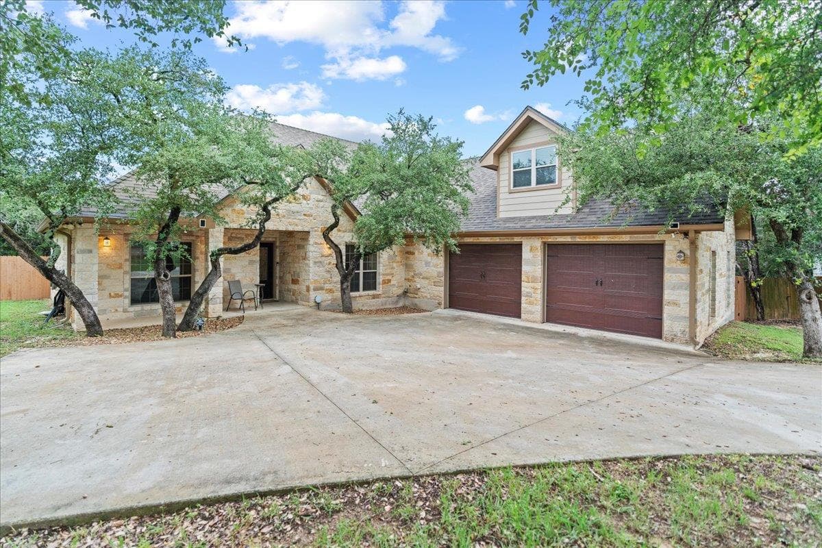 9 Caliche Ct